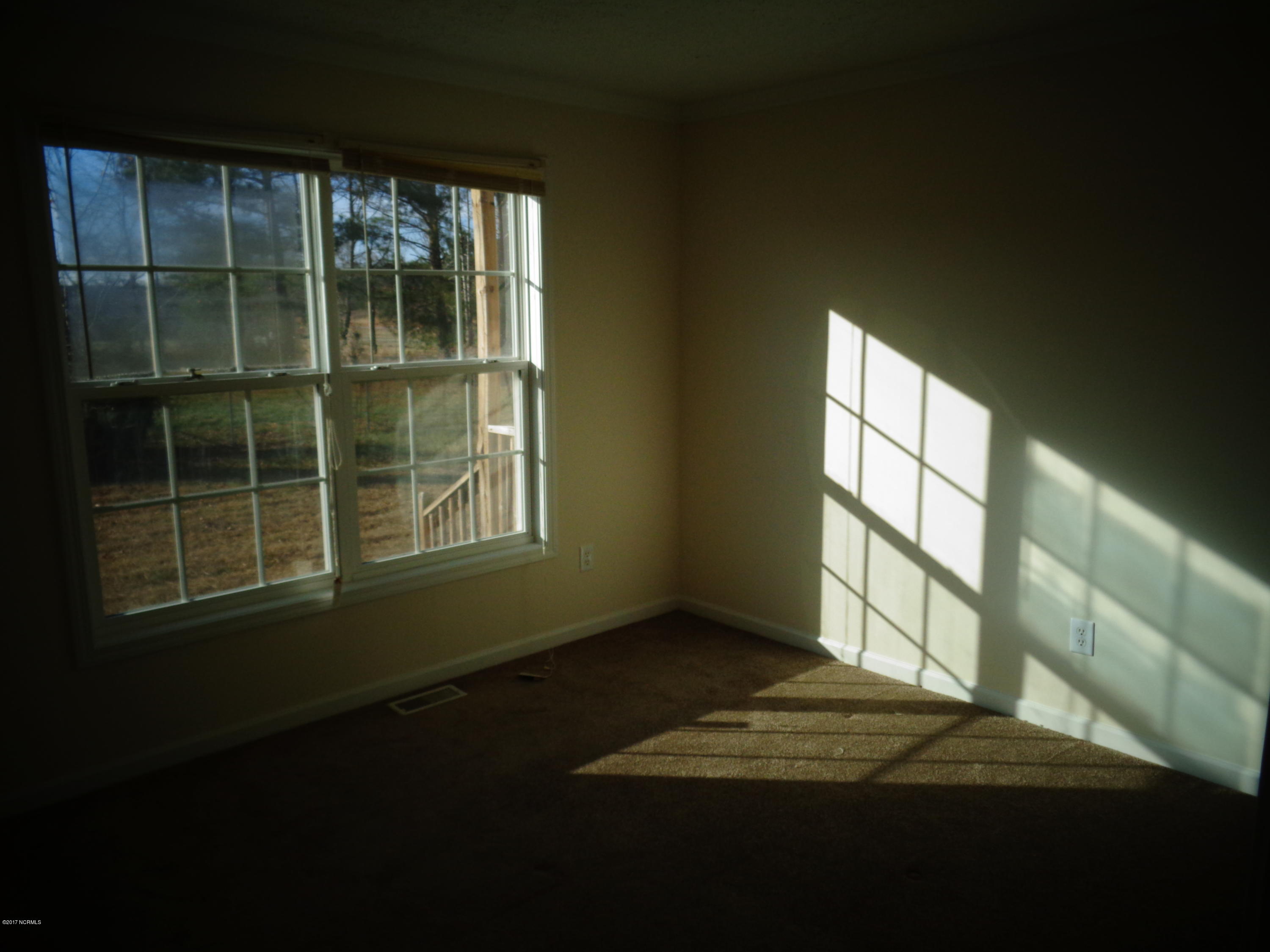 4935 Drake Road Battleboro, NC 27809 - Photo 16 of 19 DSC00467