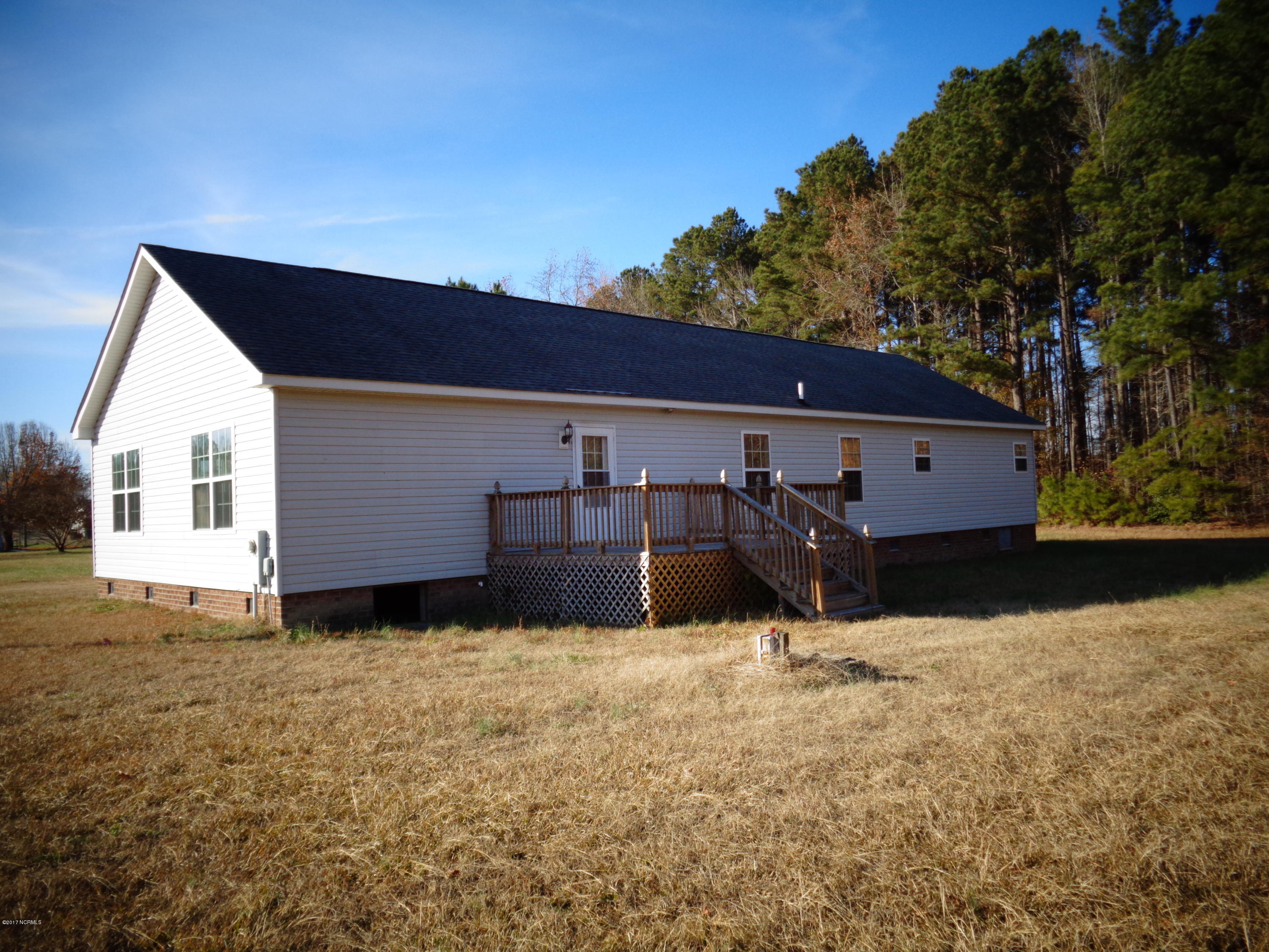 4935 Drake Road Battleboro, NC 27809 - Photo 4 of 19 DSC00449