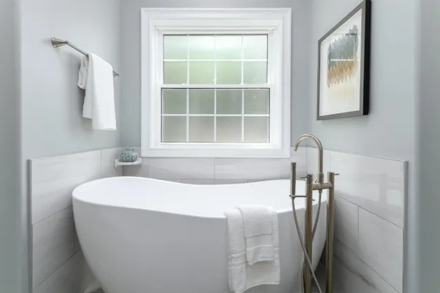 $469,900 | 309 Waldon Drive, Battle Creek, MI 49015