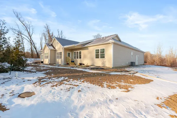 $449,900 | 309 Waldon Drive, Battle Creek, MI 49015