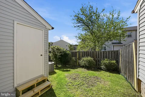 $499,000 | 14414 Four Chimney Drive, Centreville, VA 20120