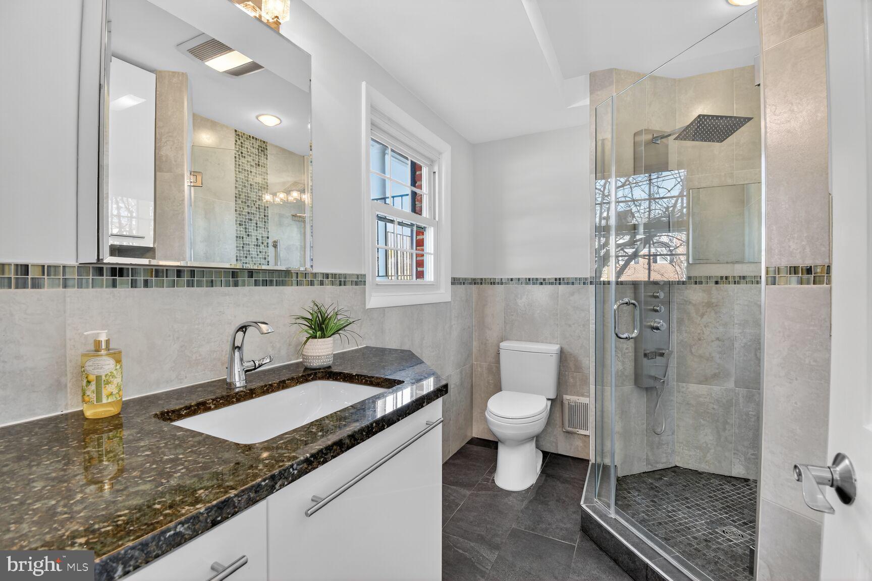 6514 Winnepeg Road Bethesda, MD 20817 - Photo 34 of 59