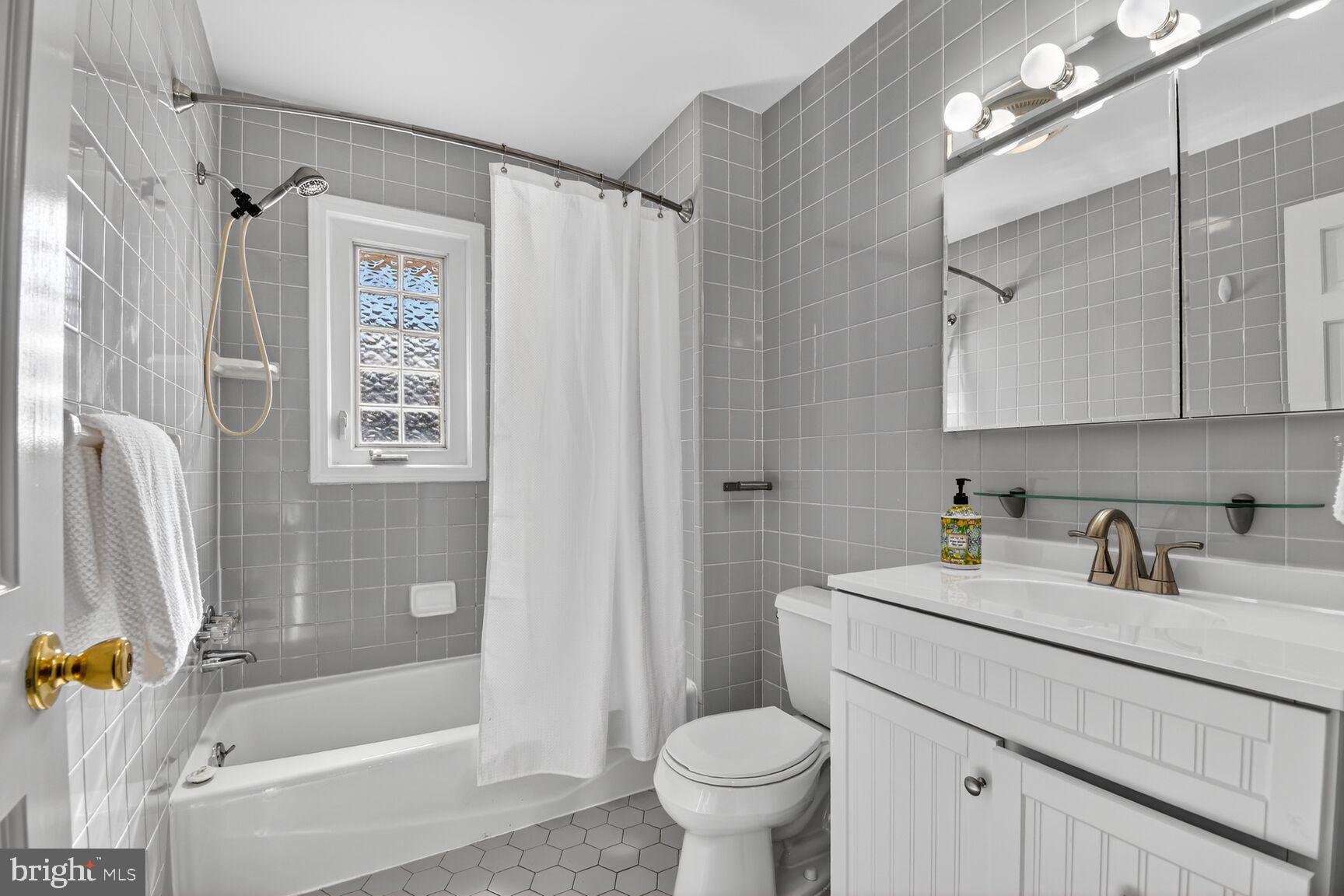 6514 Winnepeg Road Bethesda, MD 20817 - Photo 37 of 59