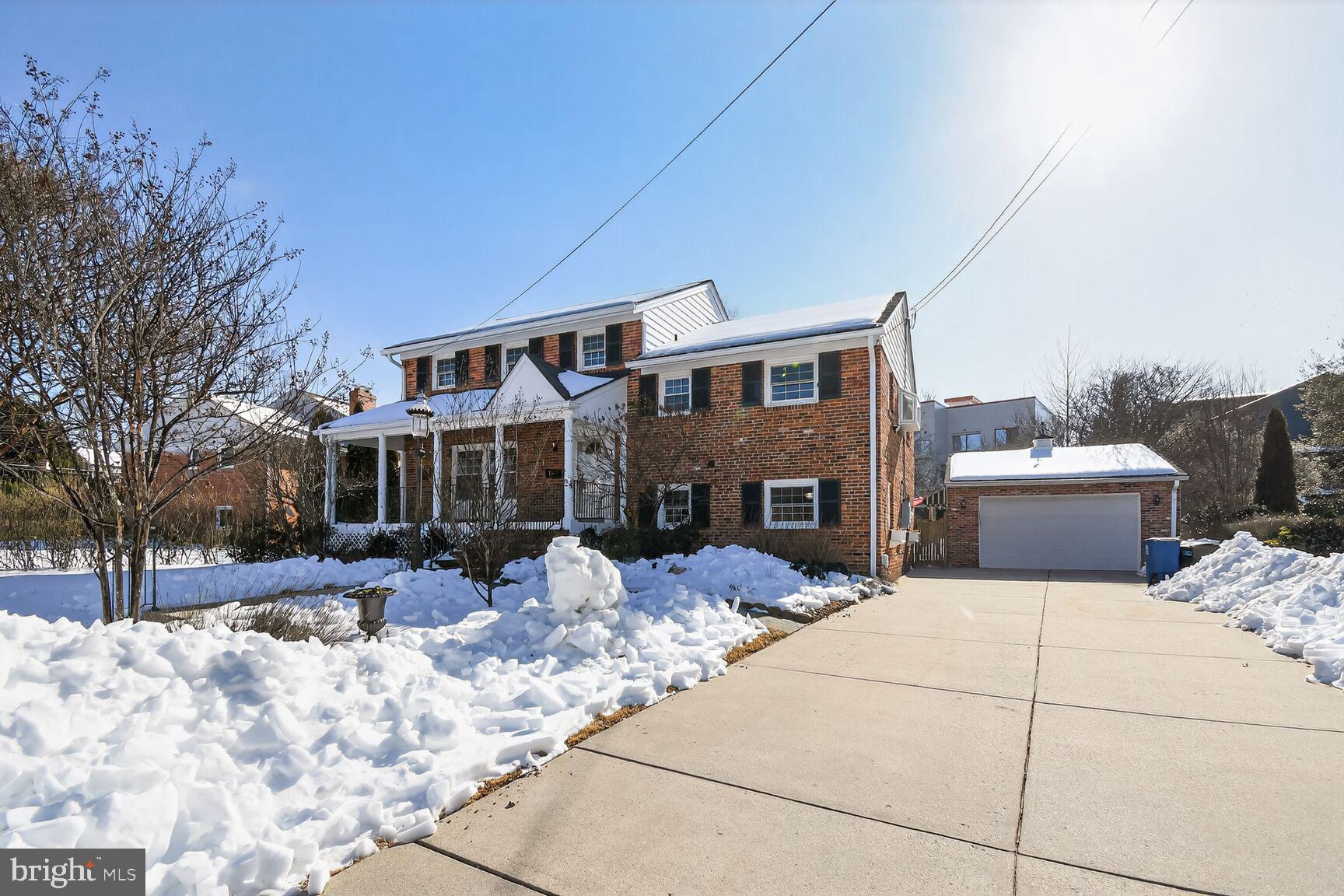 6514 Winnepeg Road Bethesda, MD 20817 - Photo 5 of 59