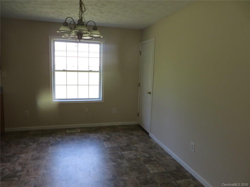 4295 Hunter Rhyne Road Lincolnton, NC 28092 - Photo 6 of 16 Gallery Image 6