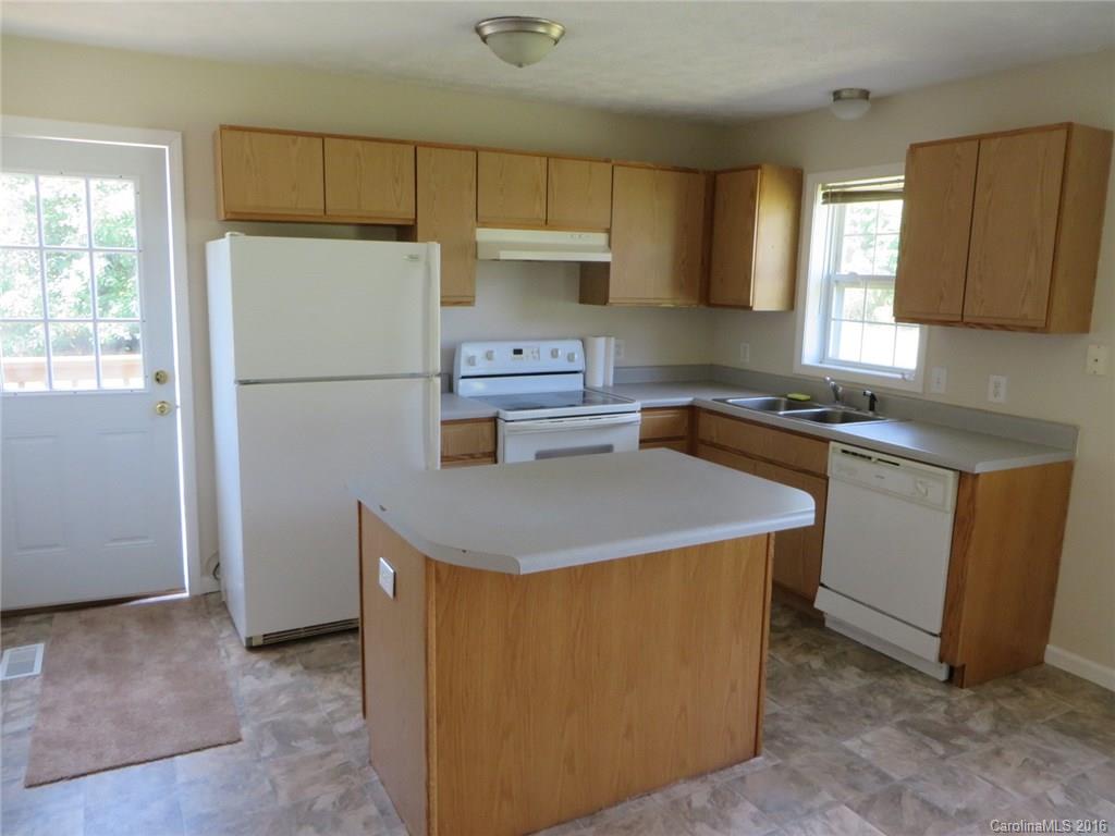 4295 Hunter Rhyne Road Lincolnton, NC 28092 - Photo 8 of 16 Gallery Image 8