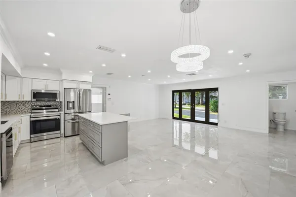 $4,800 | 1400 Southeast 8th Avenue, Deerfield Beach, FL 33441