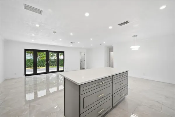 $4,800 | 1400 Southeast 8th Avenue, Deerfield Beach, FL 33441