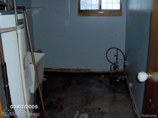 16632 Five Pts Street Redford, MI 48240 - Photo 3 of 8 MISC