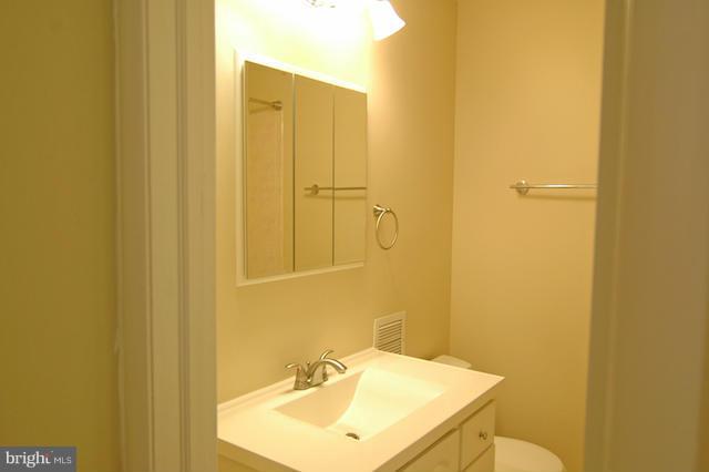2805 Radius Road Silver Spring, MD 20902 - Photo 14 of 25 Bath Vanity