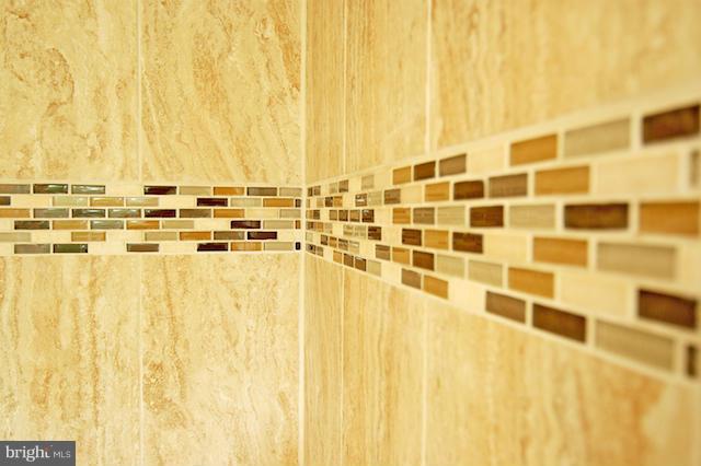 2805 Radius Road Silver Spring, MD 20902 - Photo 8 of 25 Master shower tile details