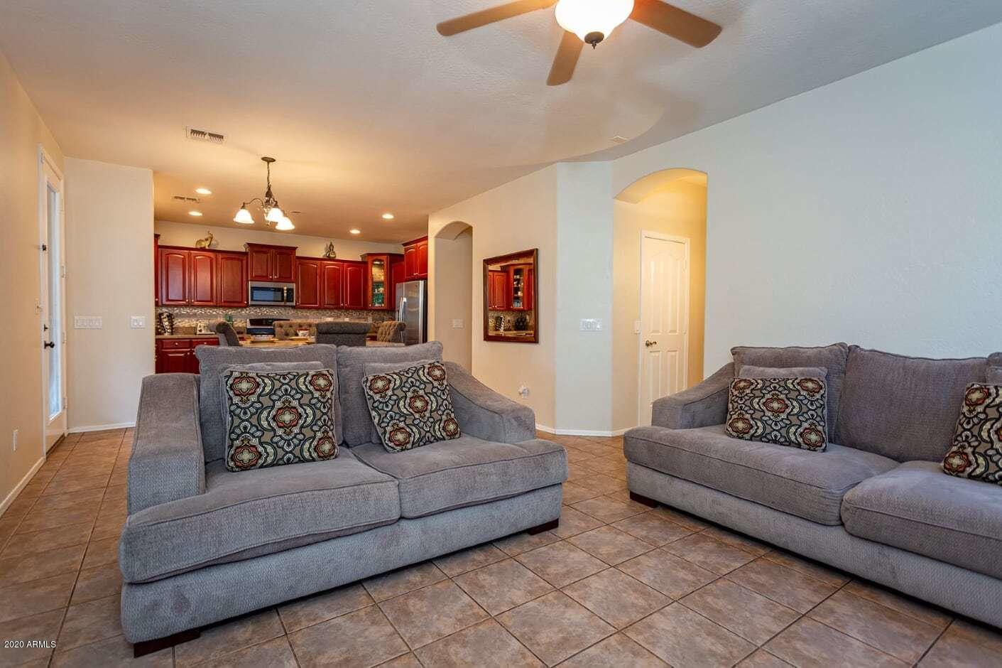 8761 West Cordes Road Tolleson, AZ 85353 - Photo 9 of 32 8
