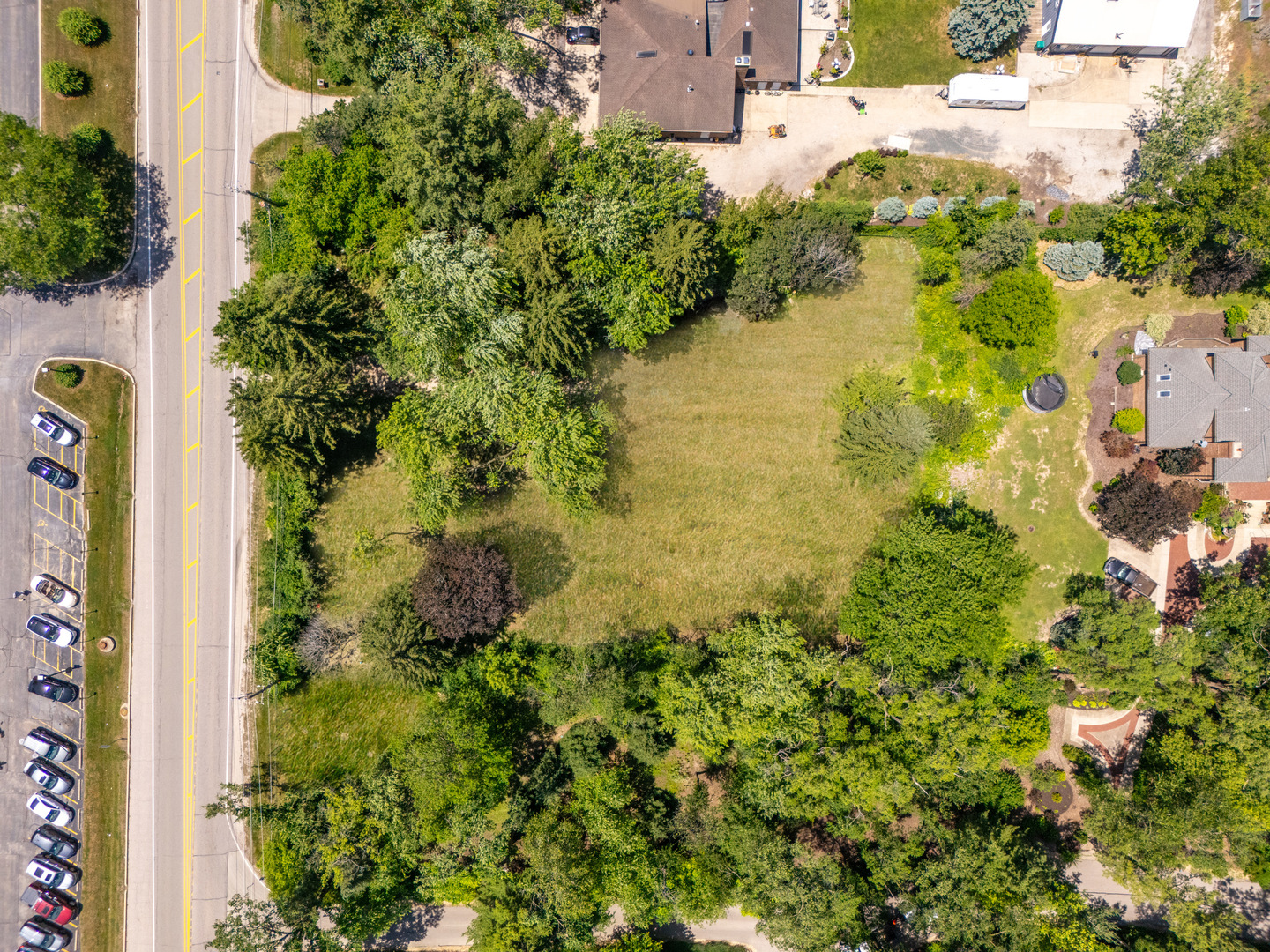 3680 Deerfield Road Riverwoods, IL 60015 - Photo 11 of 16 a view of a garden with plants