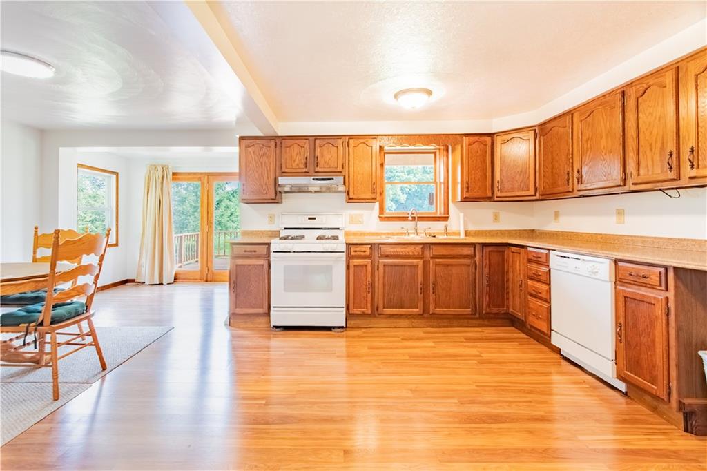 941 Three Degree Road Butler, PA 16002 - Photo 6 of 39