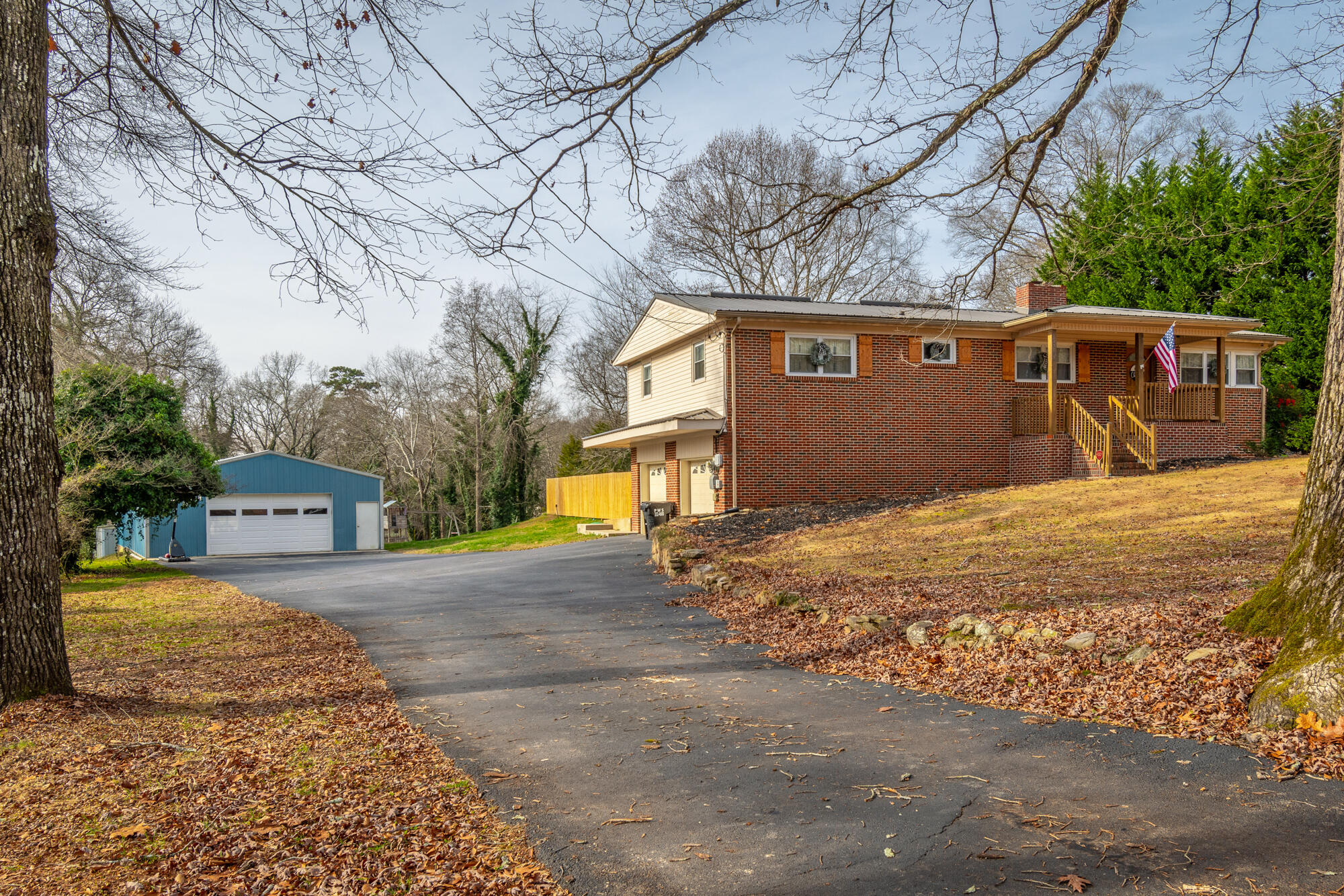 1514 Crabtree Road Hixson, TN 37343 - Photo 3 of 79 1514 Crabtree Rd. HD-61