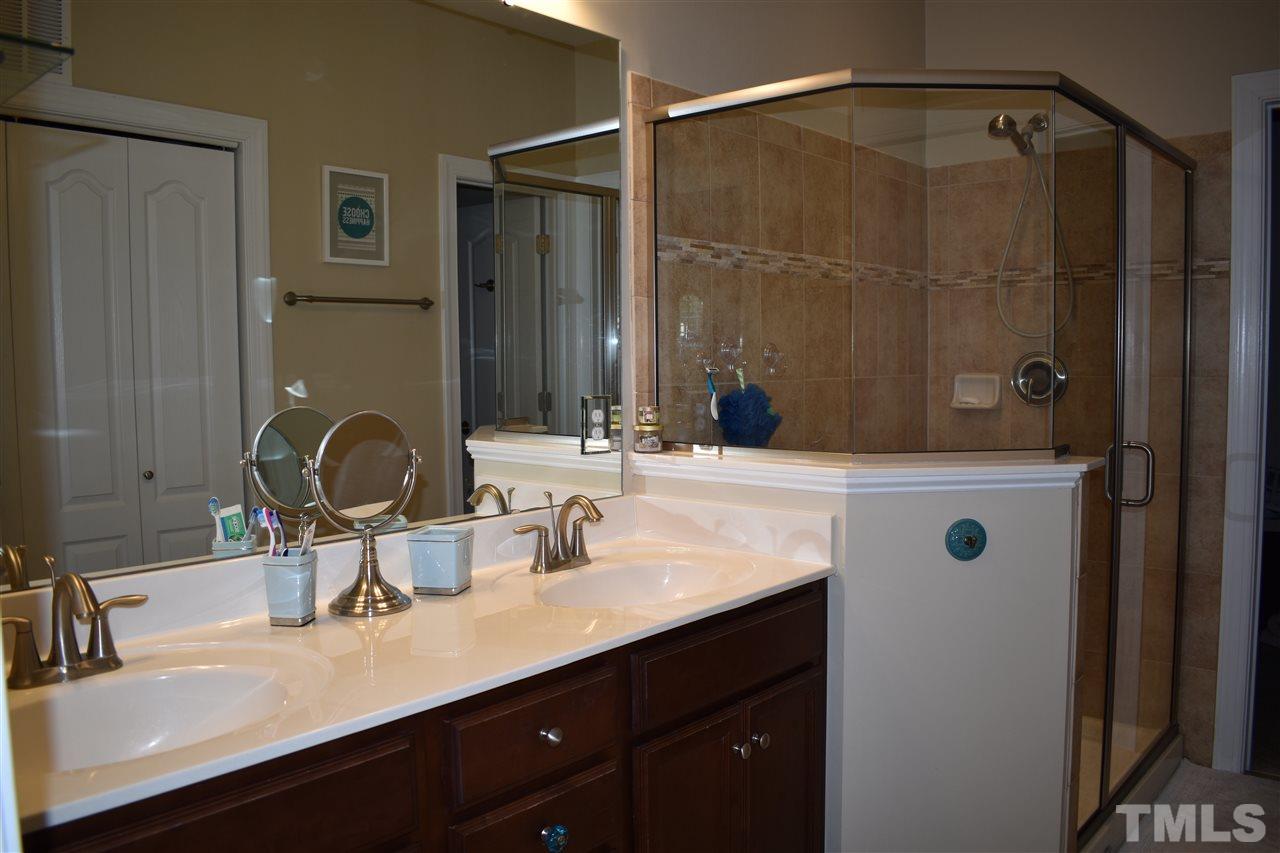 845 Swan Neck Lane Raleigh, NC 27615 - Photo 11 of 25 Gallery Image 11