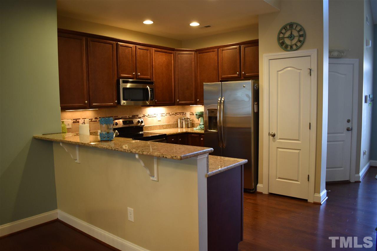 845 Swan Neck Lane Raleigh, NC 27615 - Photo 4 of 25 Gallery Image 4