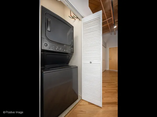 $2,999 | 1040 West Adams Street, Unit 245, Chicago, IL 60607