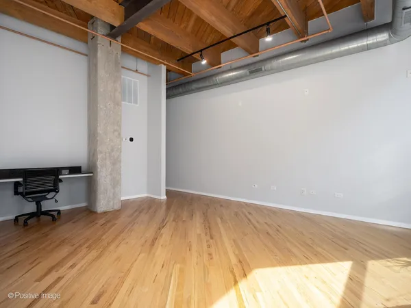 $2,999 | 1040 West Adams Street, Unit 245, Chicago, IL 60607