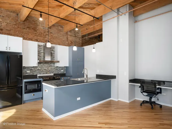 $2,999 | 1040 West Adams Street, Unit 245, Chicago, IL 60607