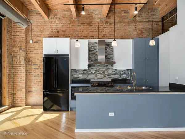 $2,999 | 1040 West Adams Street, Unit 245, Chicago, IL 60607