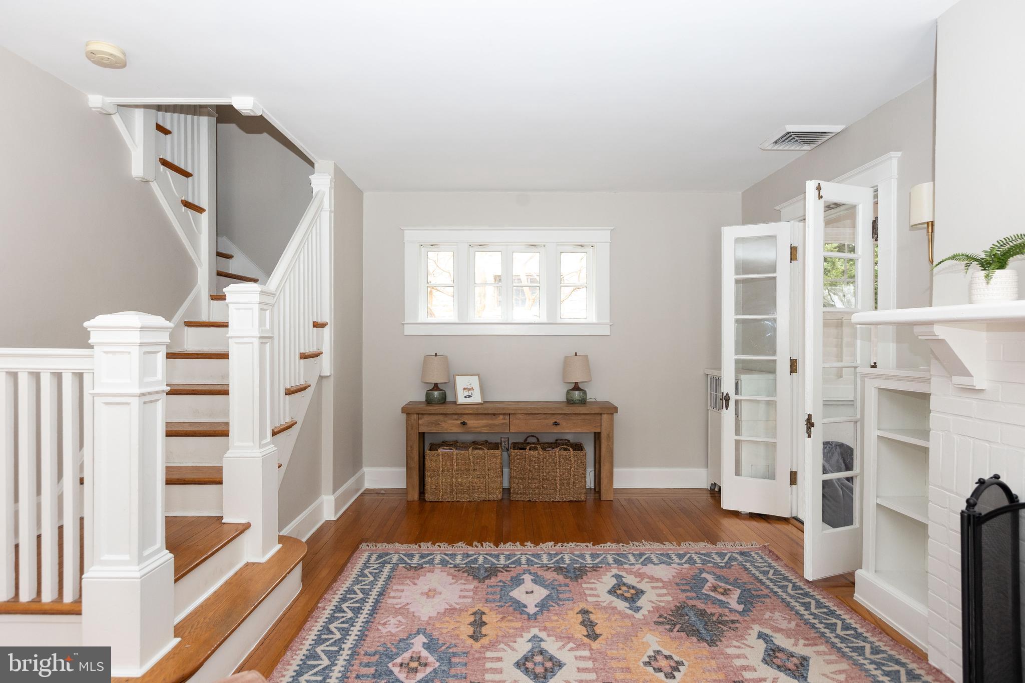 501 Stoneleigh Road Baltimore, MD 21212 - Photo 3 of 40