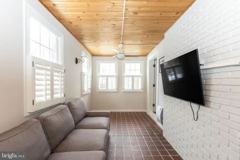 $625,000 | 501 Stoneleigh Road, Baltimore, MD 21212