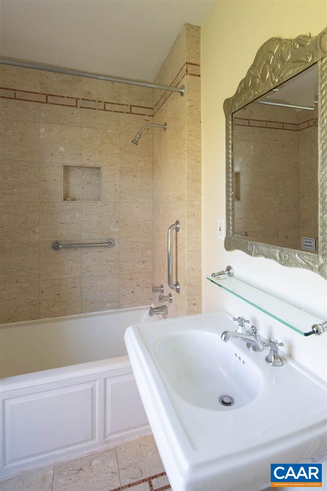 1306 Rugby Road Charlottesville, VA 22903 - Photo 34 of 50 Gallery Image 34