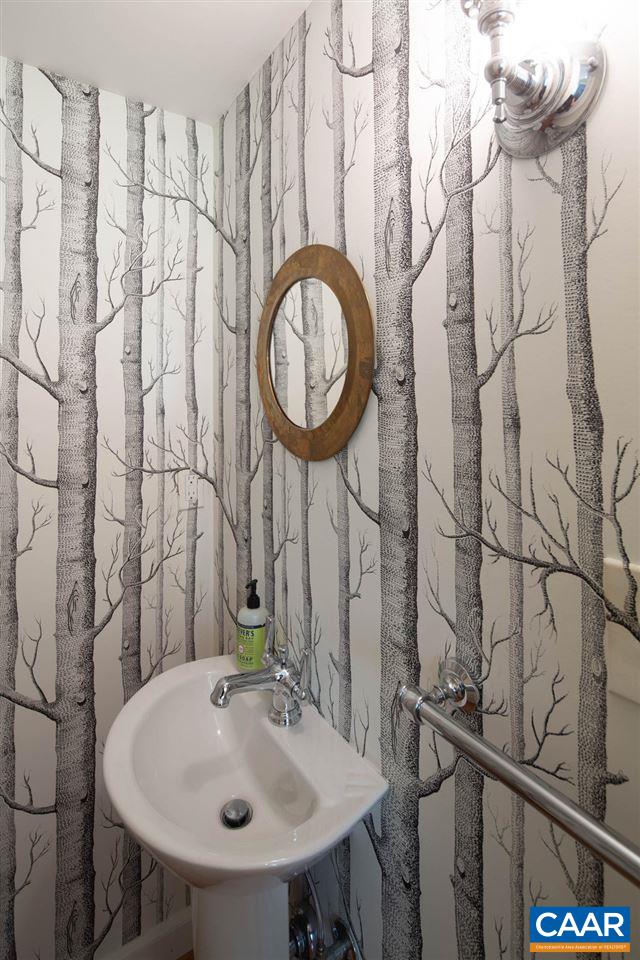 1306 Rugby Road Charlottesville, VA 22903 - Photo 49 of 50 Gallery Image 49