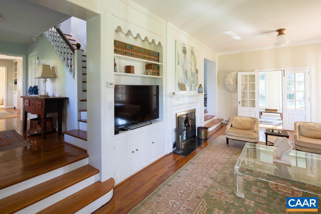1306 Rugby Road Charlottesville, VA 22903 - Photo 5 of 50 Gallery Image 5