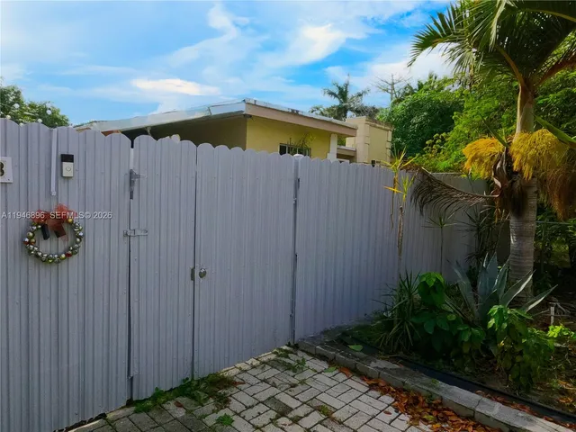 $1,200 | Holt Estates, West Palm Beach, FL 33415