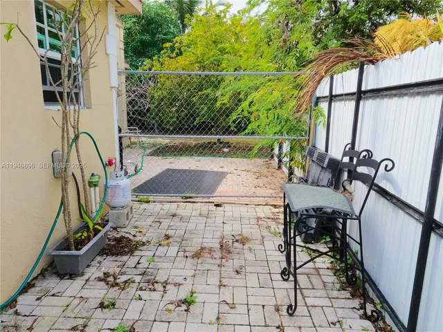 $1,200 | Holt Estates, West Palm Beach, FL 33415