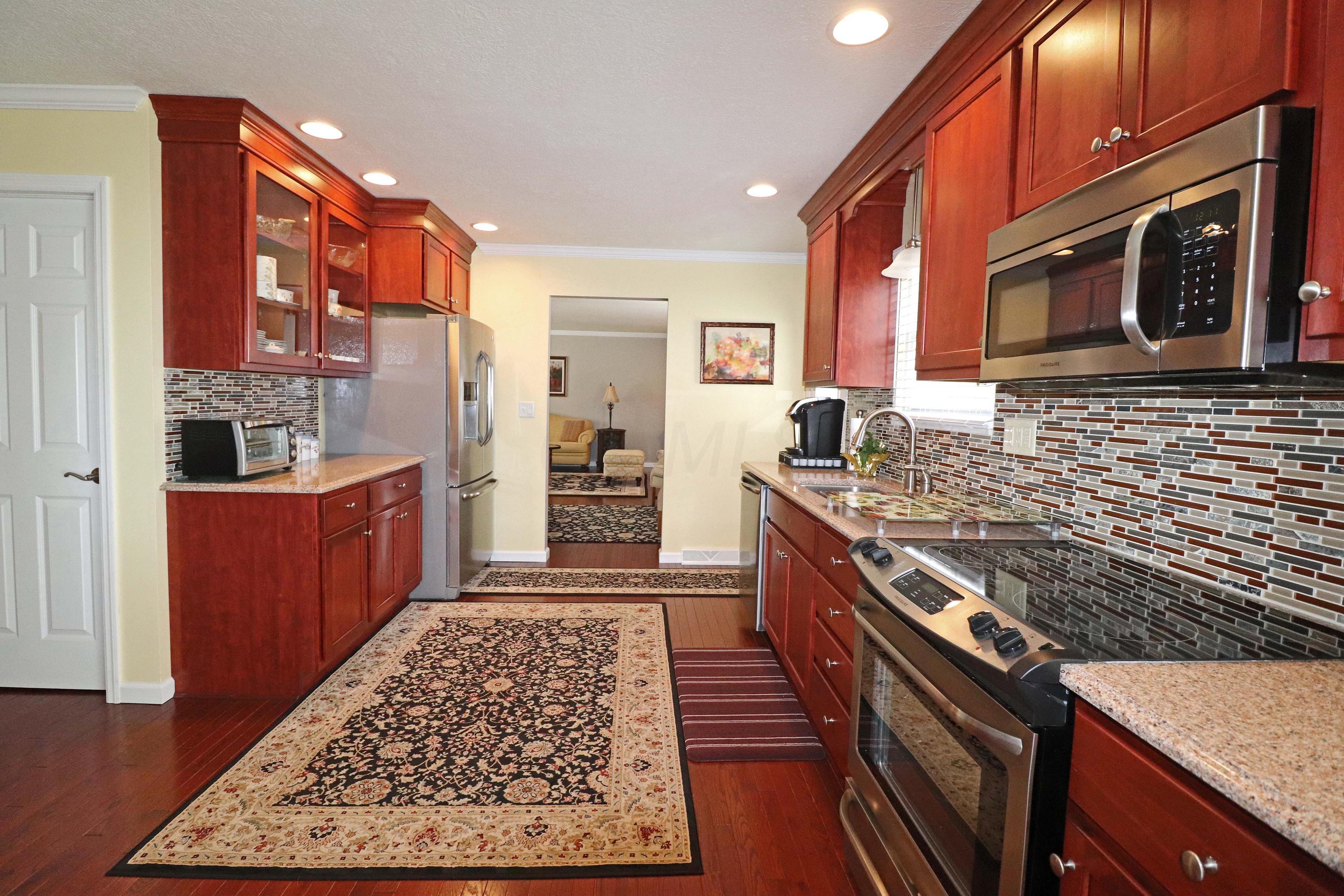 1615 Winding Road Circleville, OH 43113 - Photo 15 of 47