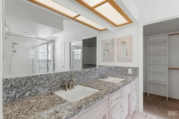 $585,000 | Undisclosed Address, Bakersfield, CA 93314