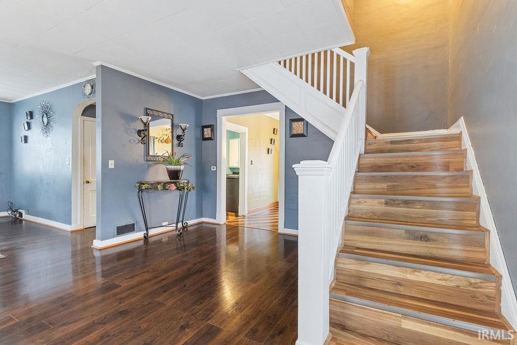 541 East Main Street Warsaw, IN 46580 - Photo 17 of 32