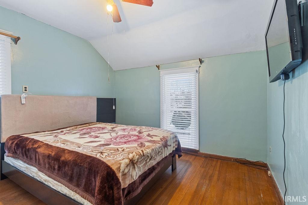 541 East Main Street Warsaw, IN 46580 - Photo 20 of 32