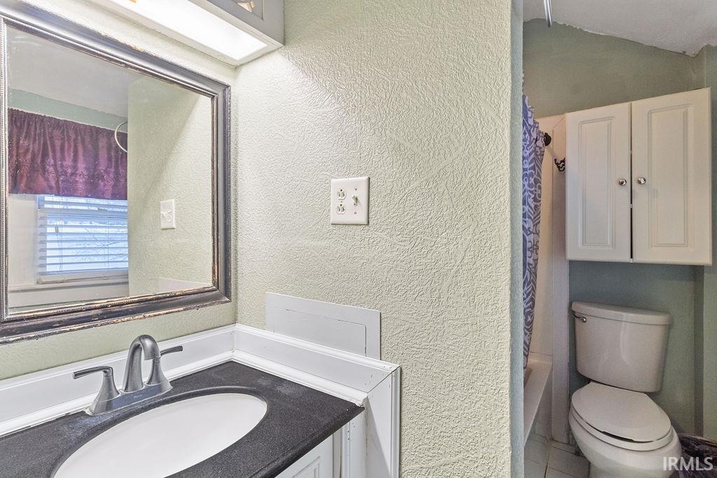 541 East Main Street Warsaw, IN 46580 - Photo 27 of 32