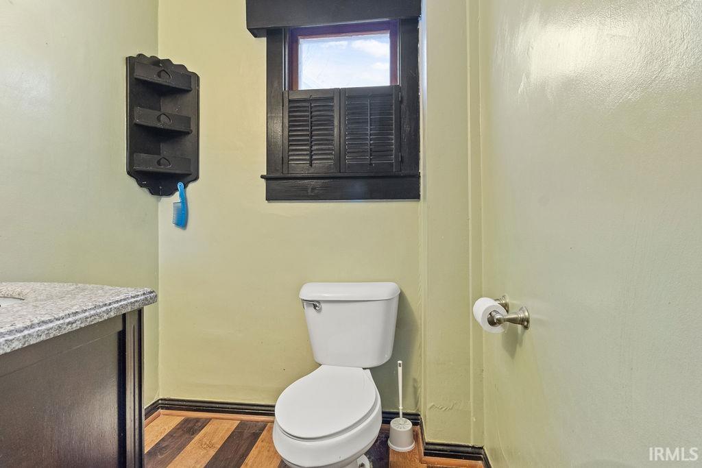 541 East Main Street Warsaw, IN 46580 - Photo 7 of 32