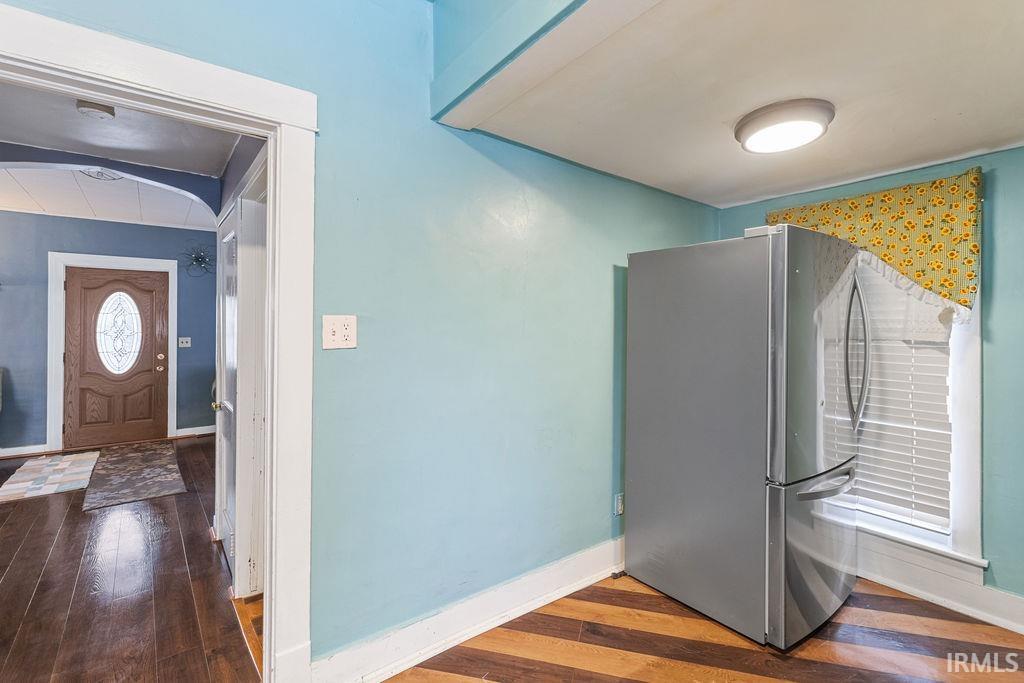 541 East Main Street Warsaw, IN 46580 - Photo 10 of 32