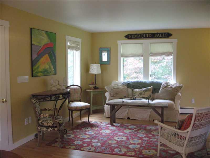 1988 Bristol Road Bristol, ME 04539 - Photo 10 of 35 Den/Family/Great Room.