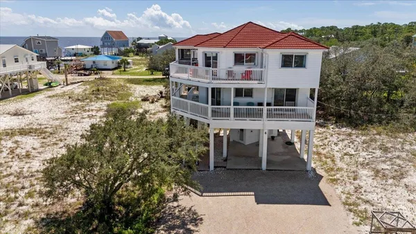$995,000 | 6 Kingfish Street, Alligator Point, FL 32346