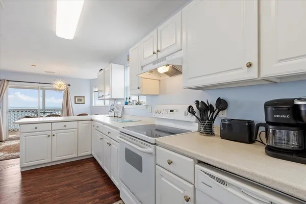 $995,000 | 6 Kingfish Street, Alligator Point, FL 32346