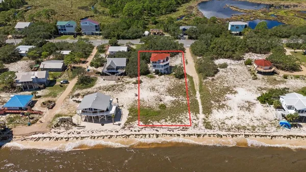 $995,000 | 6 Kingfish Street, Alligator Point, FL 32346