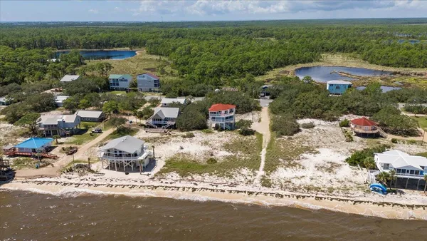 $995,000 | 6 Kingfish Street, Alligator Point, FL 32346