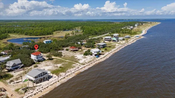 $995,000 | 6 Kingfish Street, Alligator Point, FL 32346