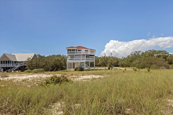 $995,000 | 6 Kingfish Street, Alligator Point, FL 32346