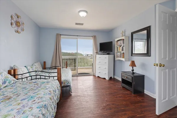 $995,000 | 6 Kingfish Street, Alligator Point, FL 32346