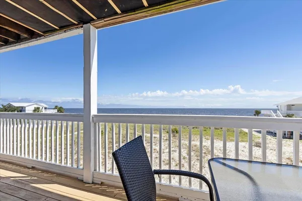 $995,000 | 6 Kingfish Street, Alligator Point, FL 32346