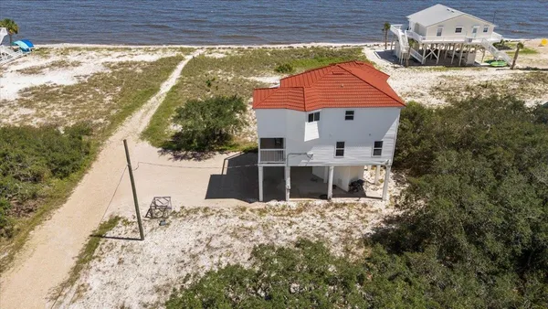 $995,000 | 6 Kingfish Street, Alligator Point, FL 32346