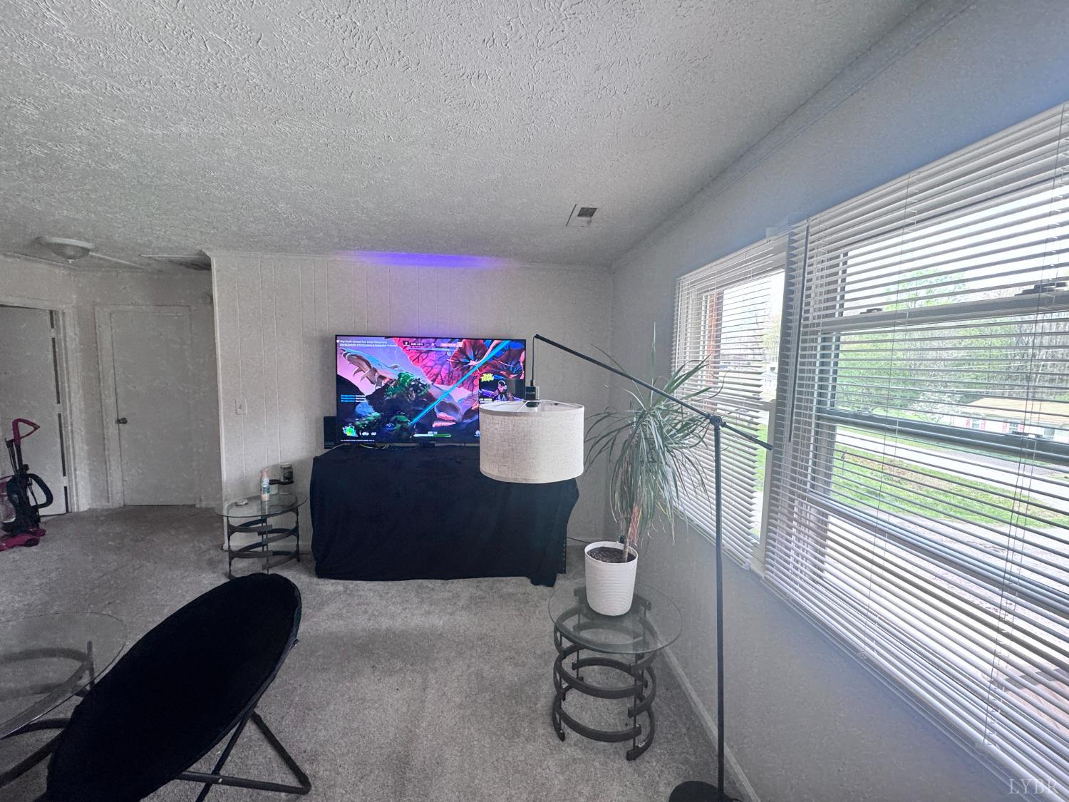 54 Village Road Lynchburg, VA 24502 - Photo 3 of 22